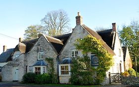 The Red Lion Inn Babcary 5*